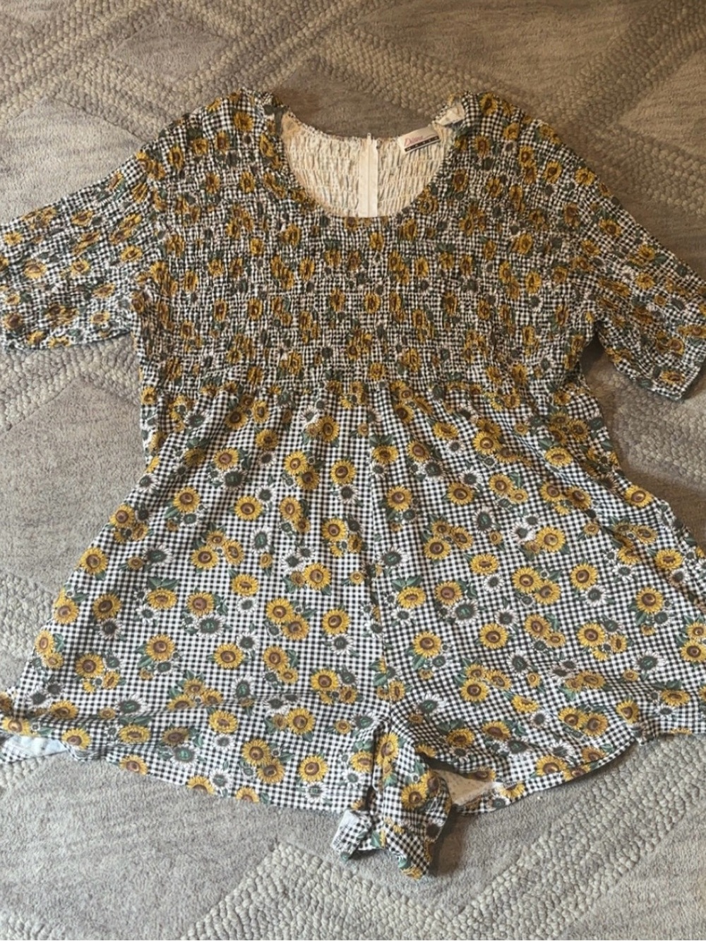 Vintage Plus Size Diana Marco Sunflower Gingham Smocked Romper size 24